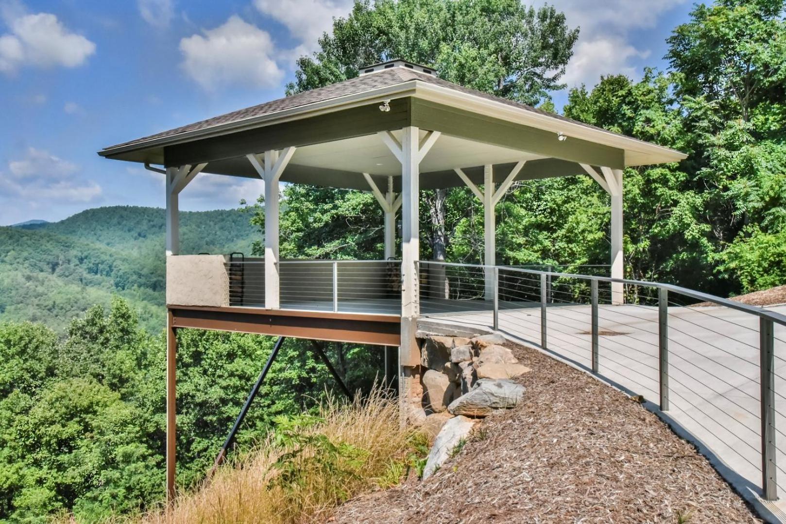 Skytop Chalet Pet Friendly, Hot Tub And Views Villa Black Mountain Exterior photo