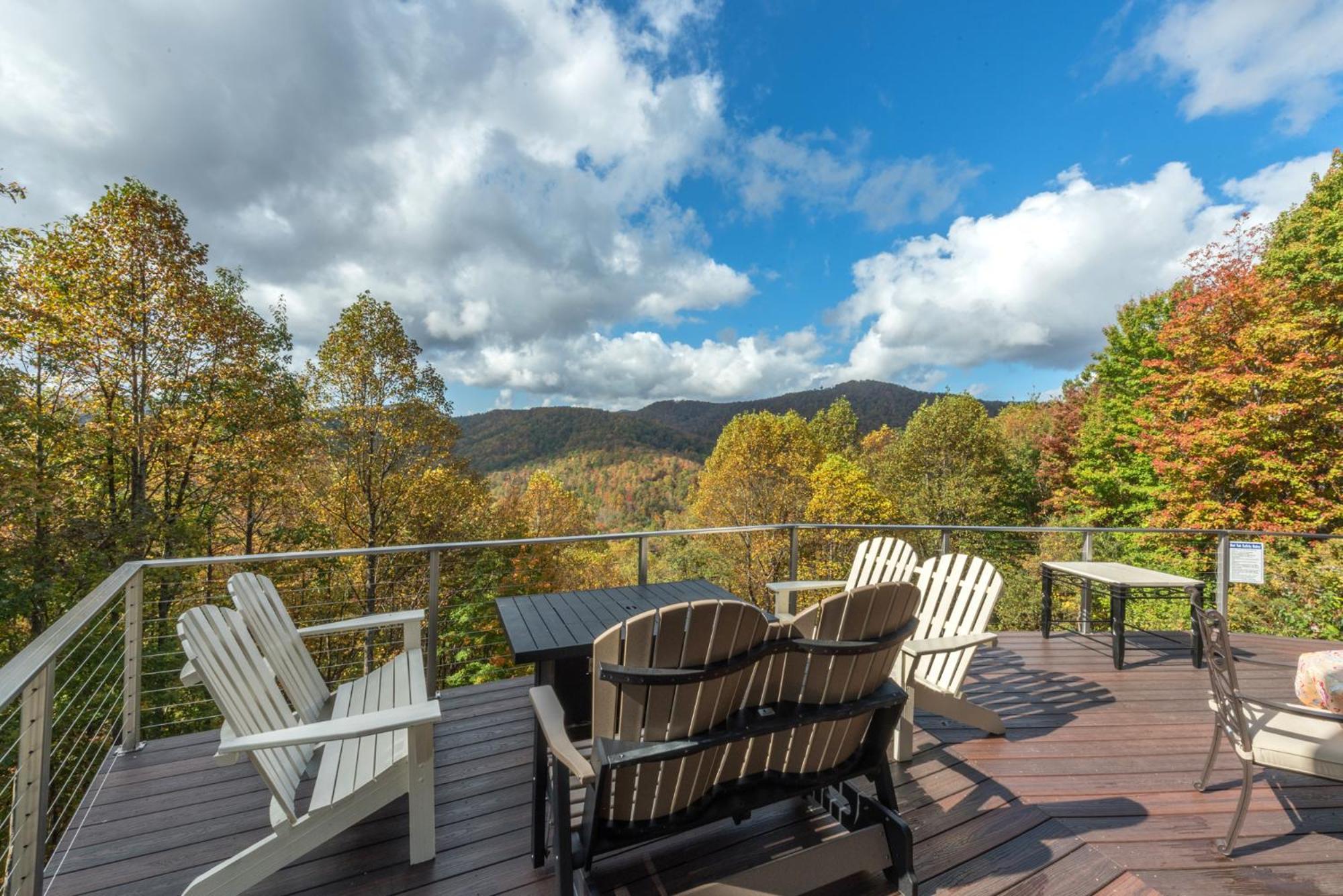 Skytop Chalet Pet Friendly, Hot Tub And Views Villa Black Mountain Exterior photo