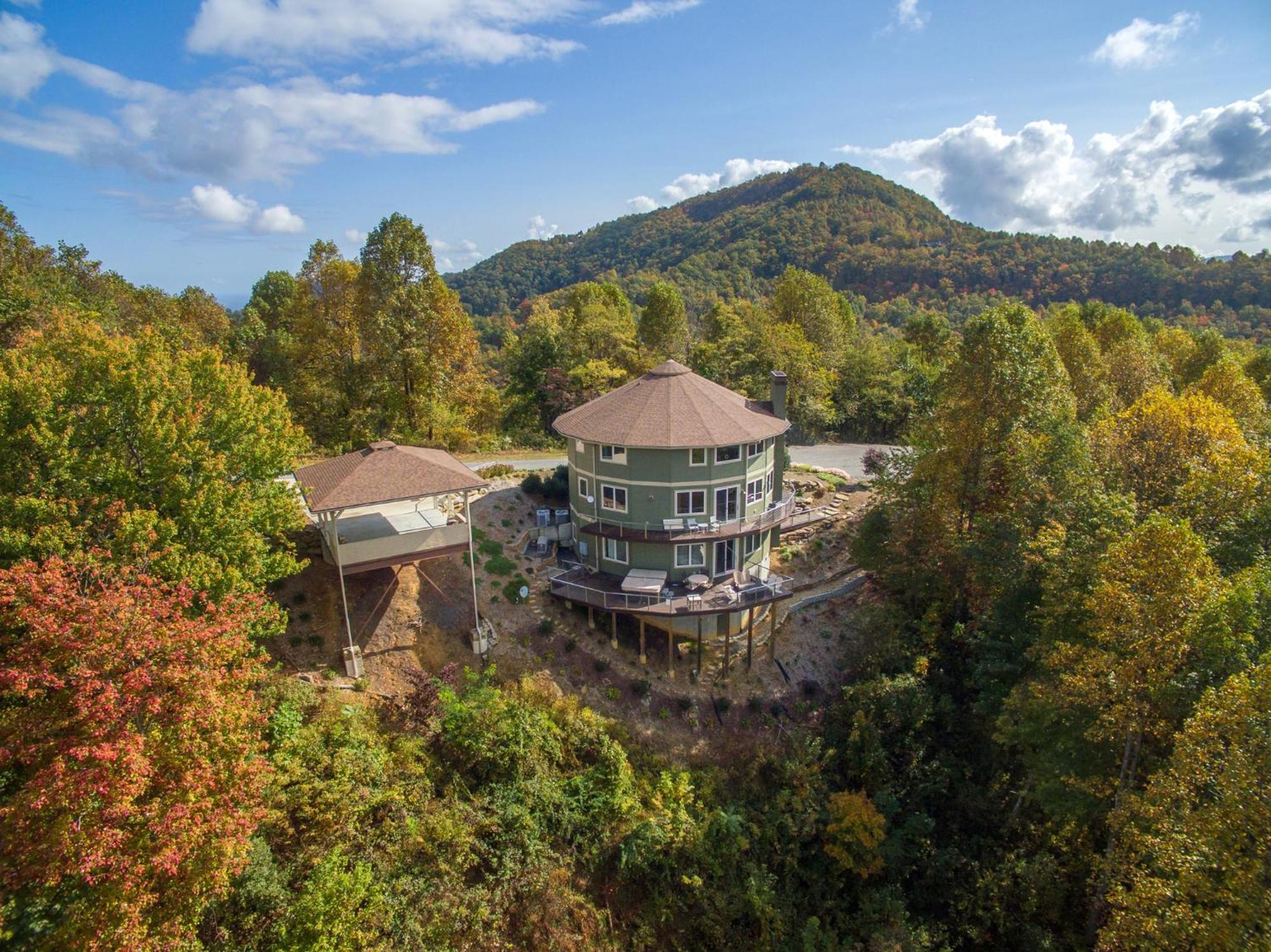 Skytop Chalet Pet Friendly, Hot Tub And Views Villa Black Mountain Exterior photo